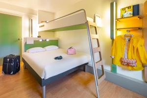 Hotels ibis budget Clermont Ferrand Sud : photos des chambres