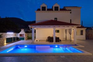 Villa Larum