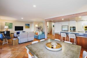 BLUEBELL on THE BEACH DUNSBOROUGH