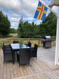 Stor Familjegård i bra läge