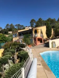 Appartement dans la colline - Belgentier