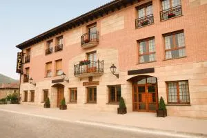 Hotel Rural Villa de Vinuesa - El Royo