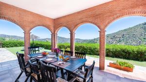 Villa Yasleni Arenas by Ruralidays