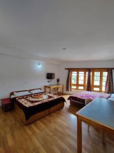 Jig Gyas Guest House