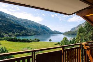 Comfort Double or Twin Room with Lake View