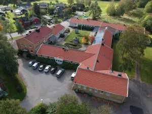 奥施凡德拉赫布拉兰达酒店 - 利雪平