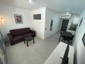 Appartements Appartement 30 m2, piscine et parking prive : photos des chambres