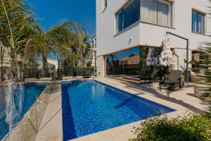 Villa Bloomhill Escape