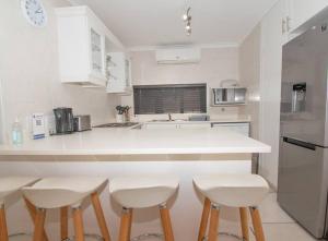 7 The Shades Umhlanga Rocks