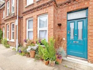 No Five - Worthing - Worthing