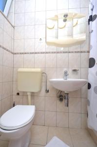 Apartments and Rooms Mara
