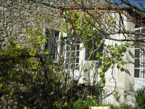 Maisons de vacances Maison de 3 chambres avec vue sur la ville jardin clos et wifi a Reillanne : photos des chambres