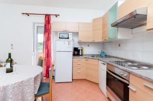 Apartments and Room Ljubica