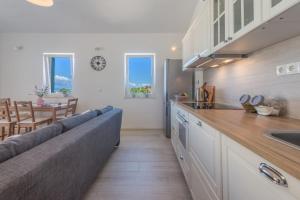SEA VIEW-STONE HOUSE APARTMENT