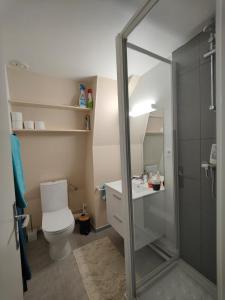 Appartements Appartement en residence Gisors : photos des chambres