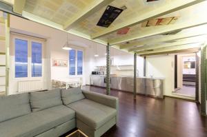 The Heart of Genova - Live Italys History & Charm