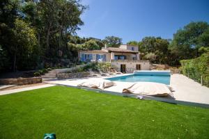 Villas Villa Sylva, tres proche de la plage d'Heraclee : Villa