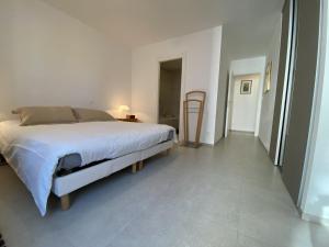 Grand Palais ANT1308