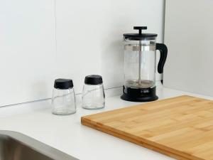 Batorego 18 - Blue - 450m stacja metra Pola Mokotowskie, 800m Biblioteka Narodowa, 20m piękny park Pola Mokotowskie, 800m do SGH - Wifi - Smart TV - Good Apartments