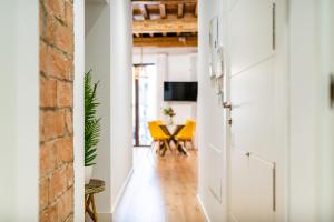 Wekey Homes Granada, Mesones Central Suites