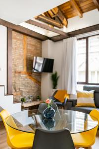 Wekey Homes Granada, Mesones Central Suites