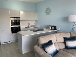 3 Woolacombe West - Luxury Apartment at Byron Woolacombe, only 4 minute walk to Woolacombe Beach!