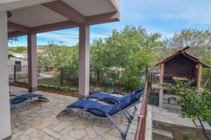 Apartment Pocrnja