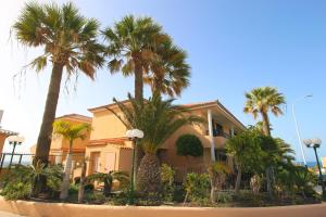 Casita Maria - Luxurious 1-bedroom apartment with sea views and pool