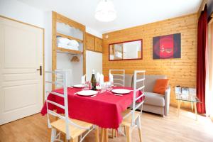 Appartements Hameau 5 103 - SPA & PISCINE appartement 6 pers : photos des chambres