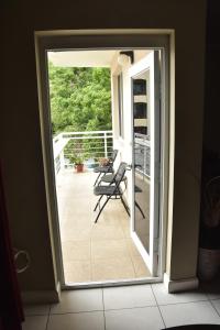 The president room 5 minutes to Devon House 4 Waterloo Avenue Kingston