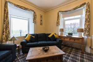 The Old School House - Cosy 3 bedroom Cottage