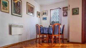 Apartment Diracca