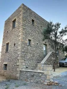 Elaionas Apartments 2 - Miléa