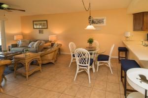 Ocean Village Club F16