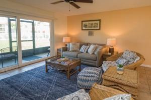 Ocean Village Club F16