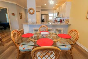 Ocean Village Club R35