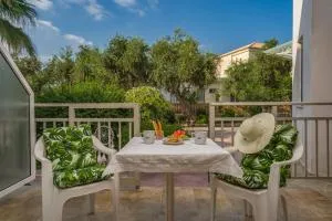 Patrinos Studios - Alikanas