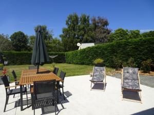 Maisons de vacances Comfortable Bungalow, Pink Granite Coast : photos des chambres