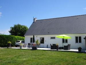 Maisons de vacances Comfortable Bungalow, Pink Granite Coast : photos des chambres