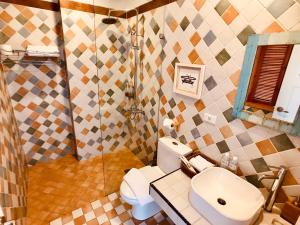Phòng Giường Đôi Có Ban Công (Double Room with Balcony)