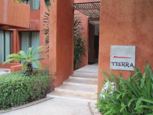 Las Tortugas Apartment Unit C101