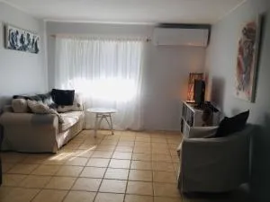 Sandy toes - Byfield