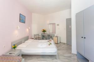 Twin Room with Garden View room in Akasti Hotel
