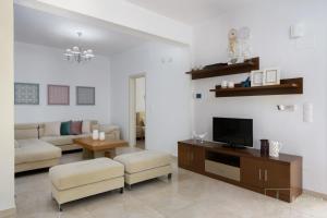 Villa Eurycleia - AKTI homes