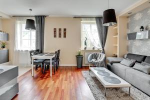 Apartament pod Trzema Niebieskimi Kaczorami