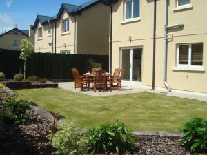 Ardmullen 4-Bedroom Holiday Home