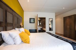Superior Double Room room in Post-Plaza Hotel & Grand Café