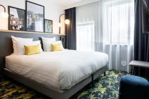 Best Western M-Treize Paris Asnieres - 热讷维耶