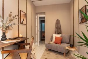 GOBI - 1 bedroom apartment with office in Chamberi