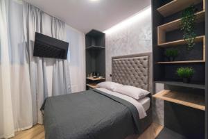 Liberty Rooms, 3rd Floor, no elevator